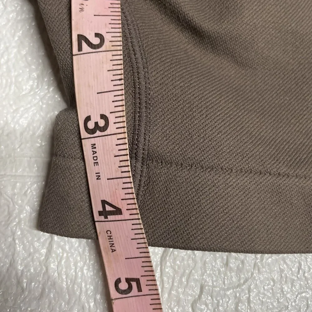 OQQ Women's High-Waisted Seamless Yoga Biker Shorts – Dark Brown / Taupe